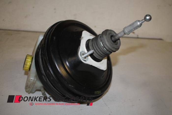 Usagé Servo frein Audi A6 Avant (C6) 3.0 TDI V6 24V Quattro Prix € 50,00 Règlement à la marge proposé par Donkers VAG Parts
