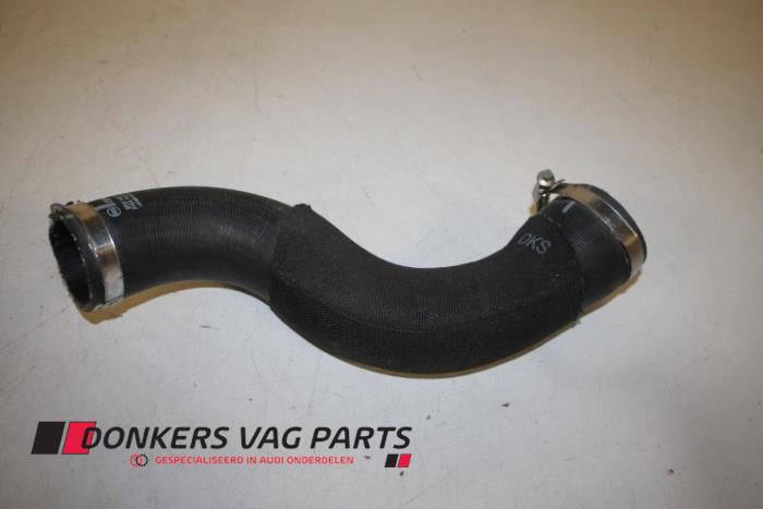 Usagé Tuyau intercooler Audi A5 (8T3) 2.0 TFSI 16V Quattro Prix € 9,99 Prix TTC proposé par Donkers VAG Parts