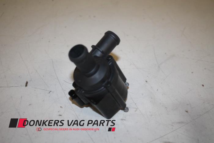 Gebrauchte Wasserpumpe Audi S4 Avant (B9) 3.0 TFSI V6 24V Preis € 24,20 Mit Mehrwertsteuer angeboten von Donkers VAG Parts