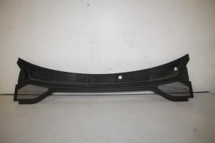 Used Cowl top grille Audi Q2 Price € 30,00 Inclusive VAT offered by Autoparts Veghel