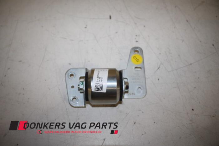 Begagnade Vibrationsdämpare Audi Q2 (GAB/GAG) 1.5 35 TFSI 16V Pris € 100,01 Inklusive moms erbjuds av Donkers VAG Parts