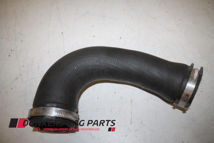 Usagé Tuyau intercooler Audi A5 (8T3) 2.0 TFSI 16V flexible fuel Quattro Prix € 9,99 Prix TTC proposé par Donkers VAG Parts
