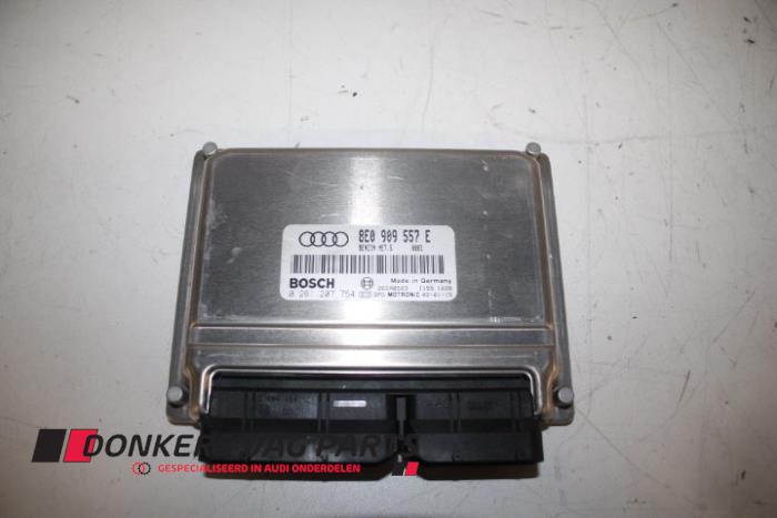 Używane Komputer sterowania silnika Audi A4 Cena € 50,00 Procedura marży oferowane przez Donkers VAG Parts