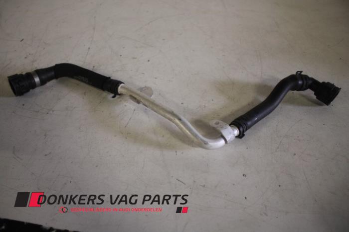 Begagnade Vattenrör Audi A7 Sportback (4GA/4GF) 3.0 TDI Clean Diesel V6 24V Quattro Pris € 50,00 Inklusive moms erbjuds av Donkers VAG Parts