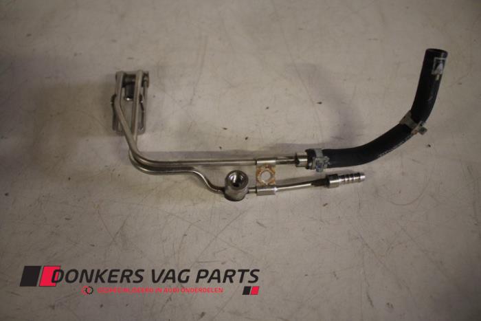 Usagé Conduit de carburant Audi A5 (8T3) 2.0 TFSI 16V flexible fuel Quattro Prix € 34,99 Prix TTC proposé par Donkers VAG Parts