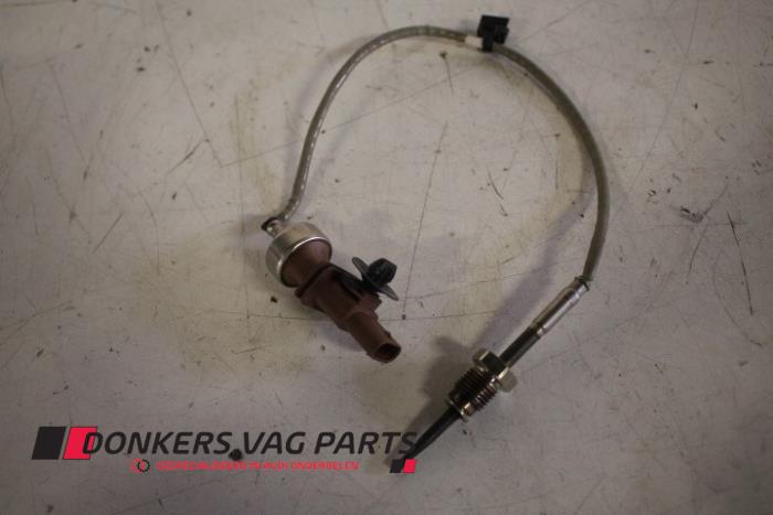 Usagé Sensor température d’échappement Audi A4 Avant (B9) 2.0 40 TFSI Mild Hybrid 16V Prix € 75,00 Règlement à la marge proposé par Donkers VAG Parts