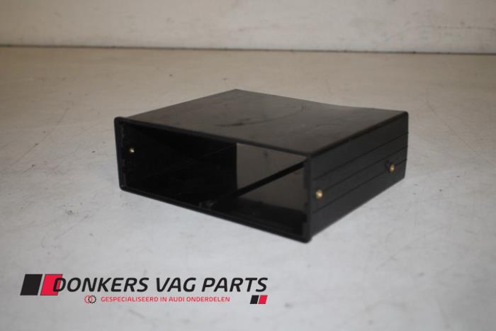 Begagnade Stöd (diverse) Audi A8 (D3) 4.2 V8 40V Quattro Pris € 3,00 Marginaltabell erbjuds av Donkers VAG Parts
