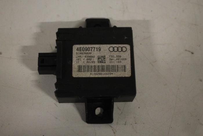 Alarm module from a Audi A8 2003