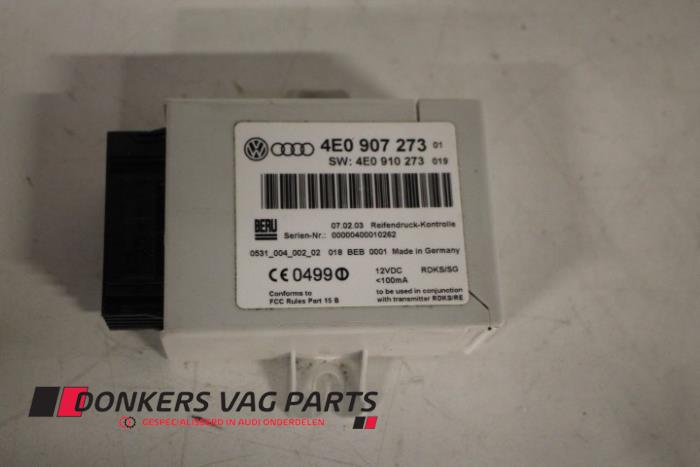 Begagnade Däcktrycksmodul Audi A8 (D3) 4.2 V8 40V Quattro Pris € 35,00 Marginaltabell erbjuds av Donkers VAG Parts