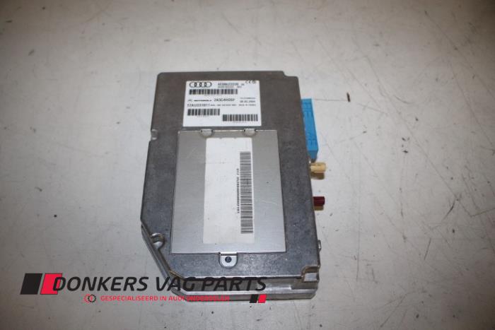 Gebrauchte Telefon Interface Audi A8 (D3) 4.2 V8 40V Quattro Preis € 35,00 Margenregelung angeboten von Donkers VAG Parts