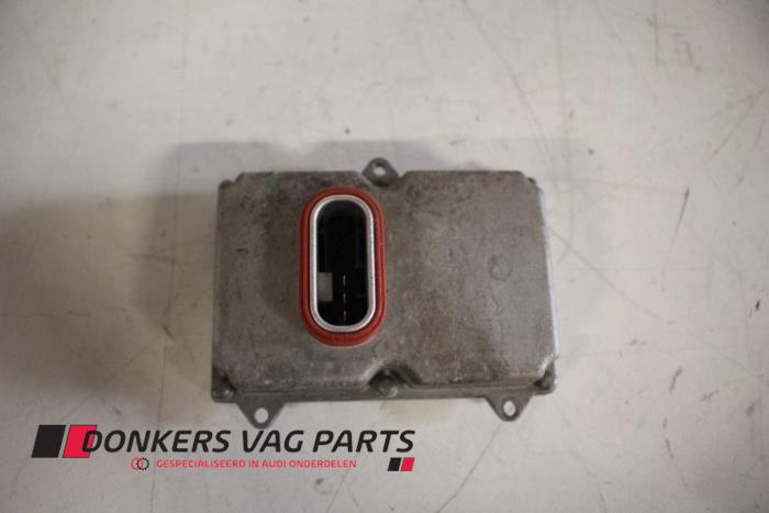 Usagé Ordinateur éclairage Audi A8 (D3) 4.2 V8 40V Quattro Prix € 35,00 Règlement à la marge proposé par Donkers VAG Parts