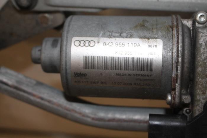 Scheibenwischermotor+Mechanik van een Audi S4 2009