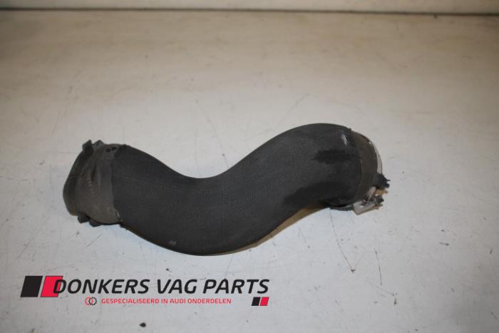 Usagé Tuyau intercooler Audi A5 (8T3) 3.0 TDI V6 24V Quattro Prix € 10,00 Règlement à la marge proposé par Donkers VAG Parts