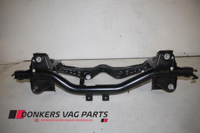 Usados Subchasis Volkswagen Golf VII (AUA) e-Golf Precio € 200,00 Norma de margen ofrecido por Donkers VAG Parts