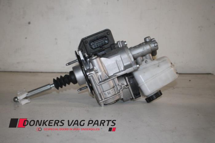 Usados Servofreno Volkswagen Golf VII (AUA) e-Golf Precio € 575,00 Norma de margen ofrecido por Donkers VAG Parts