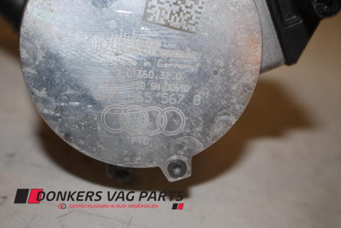 Pompe à eau d'un Audi A6 (C7) 2.0 T FSI 16V Hybrid 2012