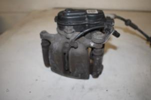 Usados Pinzas de freno izquierda detrás Audi A6 (C7) 2.0 T FSI 16V Hybrid Precio € 150,00 Norma de margen ofrecido por Autoparts Veghel