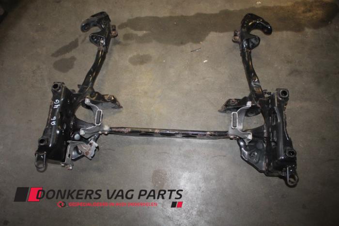 Begagnade Underram Audi A6 (C7) 2.0 T FSI 16V Hybrid Pris € 200,00 Marginaltabell erbjuds av Donkers VAG Parts