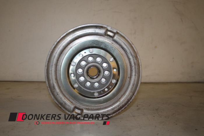 Used Flywheel Audi A5 (8T3) 2.0 TDI 16V Quattro Price € 115,00 Inclusive VAT offered by Donkers VAG Parts