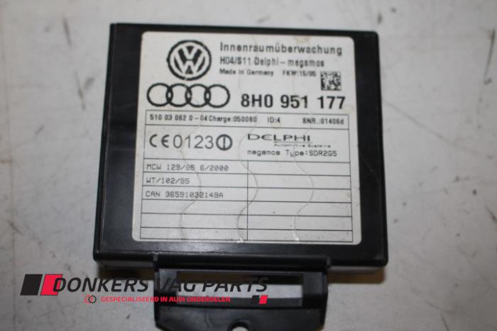 Begagnade Larmsensor Audi A4 Cabriolet (B6) 2.5 TDI 24V Pris € 30,00 Marginaltabell erbjuds av Donkers VAG Parts