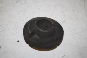 Used Rear spring retainer, right Audi A6 Price € 5,00 Margin scheme offered by Autoparts Veghel