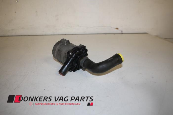 Begagnade Vattenpump Audi Q7 (4LB) 3.0 TFSI V6 24V Pris € 99,95 Inklusive moms erbjuds av Donkers VAG Parts