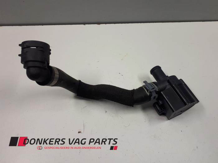Begagnade Extra vattenpump Audi A7 Sportback (4KA) 2.0 16V 45 TFSI Mild Hybrid Pris € 20,00 Marginaltabell erbjuds av Donkers VAG Parts