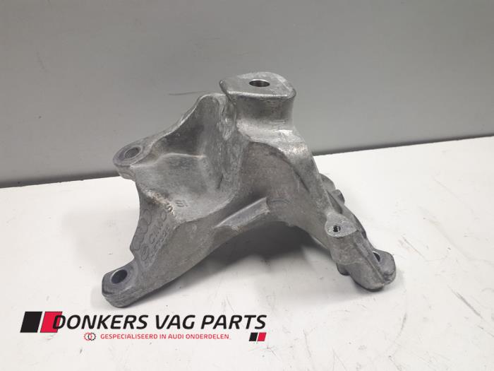 Used Engine mount Audi S8 (D4) 4.0 Plus V8 TFSI 32V Price € 20,00 Inclusive VAT offered by Donkers VAG Parts