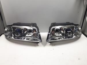 New Set of headlight bulbs, left + right Audi A4 (B5) Price € 332,75 Inclusive VAT offered by Autoparts Veghel