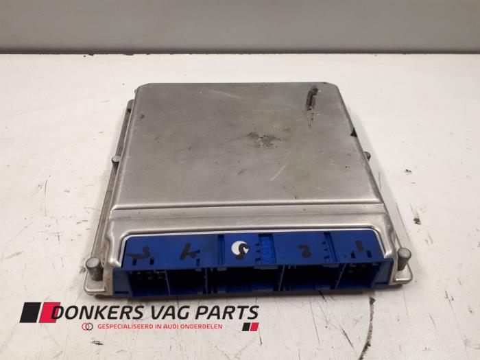 Used Engine management computer Audi A8 (D2) Price € 50,00 Margin scheme offered by Donkers VAG Parts