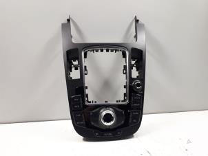 Used Navigation control panel Audi Q5 (8RB) 2.0 TDI 16V Quattro Price € 125,00 Margin scheme offered by Autoparts Veghel