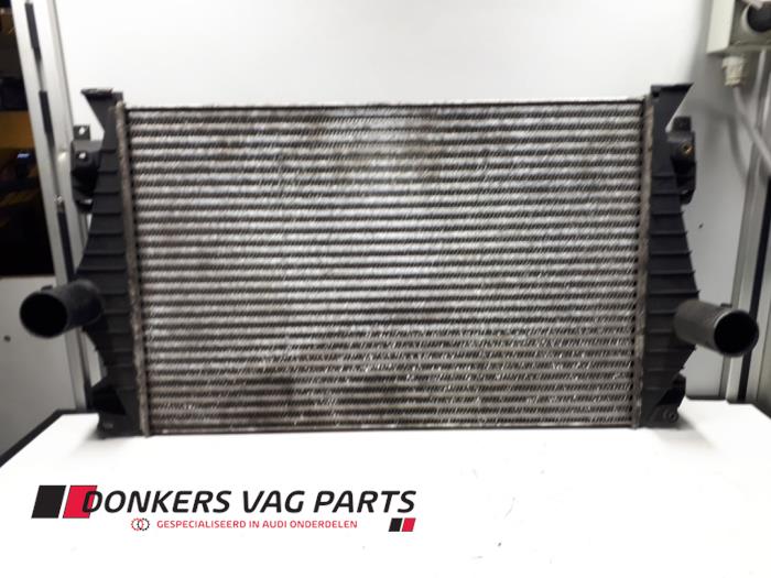 Usados Intercooler Audi A8 (D2) 2.5 TDI V6 24V Quattro Precio € 75,00 Norma de margen ofrecido por Donkers VAG Parts