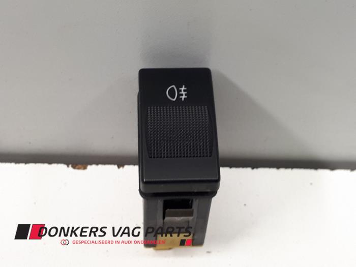 Fog light switch