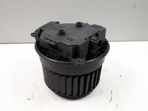 Used Heating and ventilation fan motor Audi A6 (C7) 2.0 TDI 16V Price € 50,00 Margin scheme offered by Autoparts Veghel