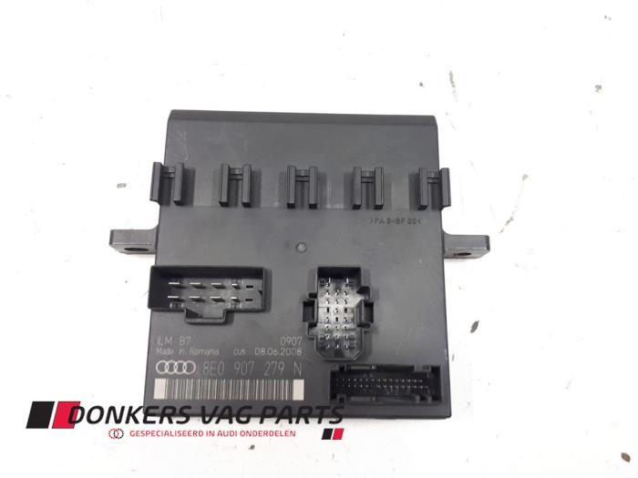 Used Body control computer Audi A4 Cabrio (B7) 2.0 TFSI 20V Price € 50,00 Margin scheme offered by Donkers VAG Parts