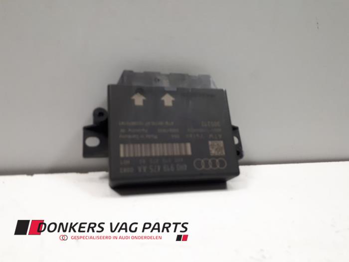 Begagnade PDC-modul Audi A8 (D4) 4.0 V8 32V TFSI Quattro Pris € 75,00 Marginaltabell erbjuds av Donkers VAG Parts