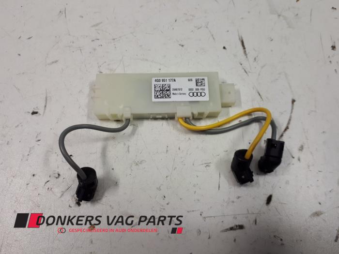 Begagnade Larmsensor Audi Diversen Pris € 80,00 Marginaltabell erbjuds av Donkers VAG Parts