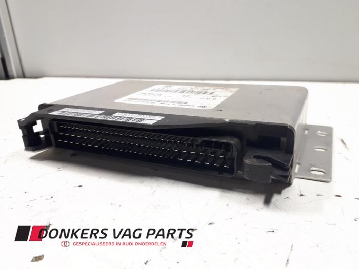 Usagé Ordinateur ESP Audi A8 (D2) Prix € 50,00 Règlement à la marge proposé par Donkers VAG Parts