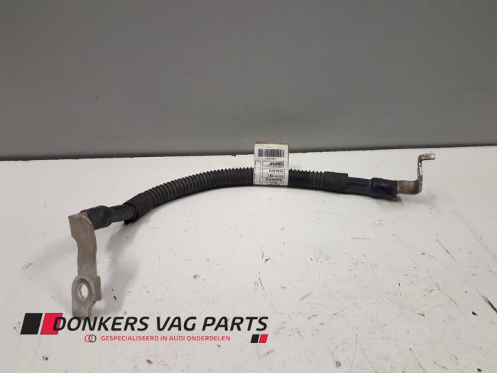 Używane Kabel (rózne) Audi RS 6 Avant (C8) 4.0 V8 TFSI Mild Hybrid 32V Cena € 15,00 Procedura marży oferowane przez Donkers VAG Parts
