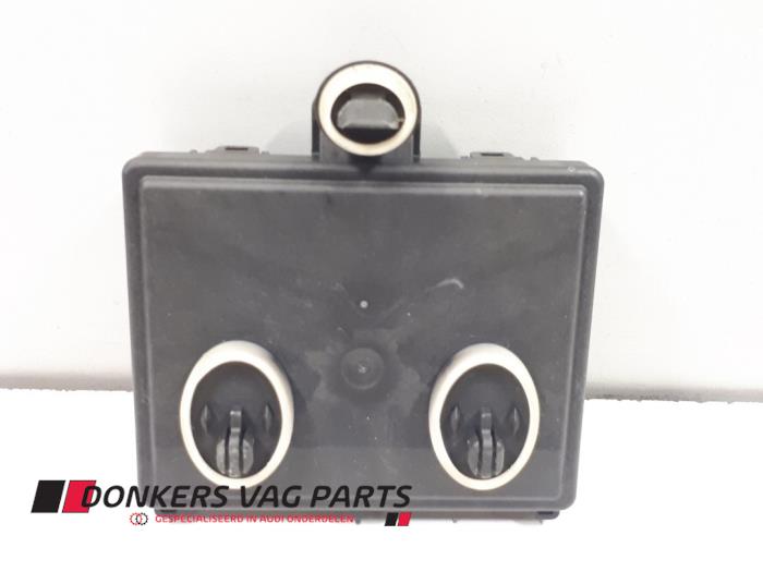 Używane Modul centralnego zamka Audi Q2 (GAB/GAG) 1.0 30 TFSI 12V Cena € 75,00 Procedura marży oferowane przez Donkers VAG Parts