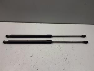 Used Set of gas struts for boot Audi A4 Avant (B6) 1.8 T 20V Price € 25,00 Margin scheme offered by Autoparts Veghel