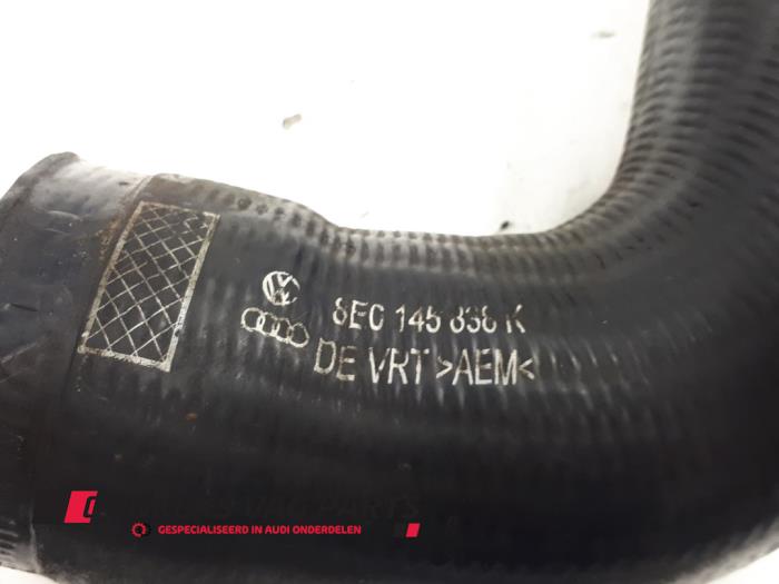 Intercooler Schlauch van een Audi A4 Avant (B6) 1.8 T 20V 2003