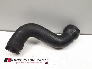 Intercooler Schlauch van een Audi A4 Avant (B6) 1.8 T 20V 2003