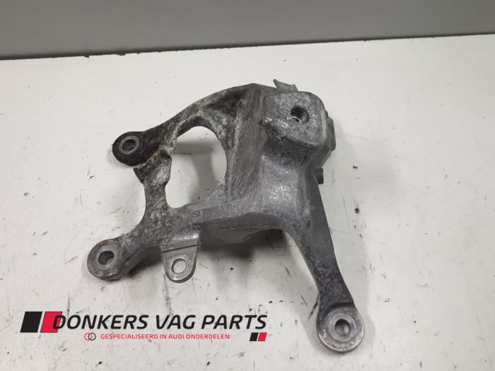 Used Engine mount Audi A8 (D4) 4.0 V8 32V TFSI Quattro Price € 20,00 Margin scheme offered by Donkers VAG Parts
