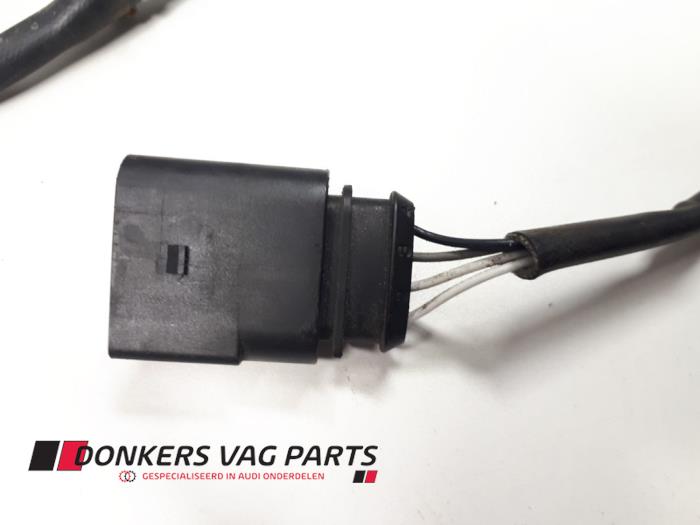 Sonde lambda d'un Audi A8 (D2)  2002