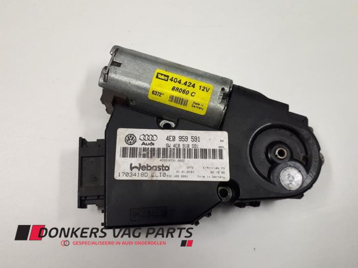 Używane Silnik szyberdachu Audi A8 Cena € 35,00 Procedura marży oferowane przez Donkers VAG Parts