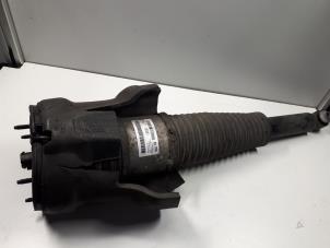 Used Rear shock absorber, right Audi A8 (D4) 4.0 V8 32V TFSI Quattro Price € 400,00 Margin scheme offered by Autoparts Veghel