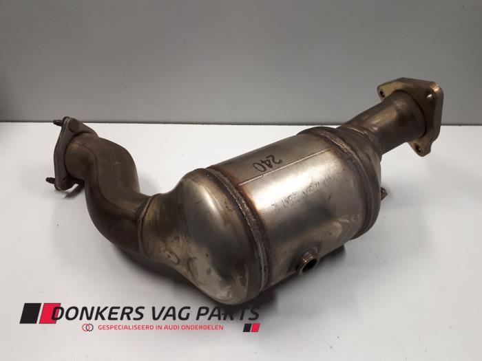 Usagé Catalyseur Audi A8 (D4) 4.2 V8 40V FSI Quattro Prix € 726,00 Règlement à la marge proposé par Donkers VAG Parts