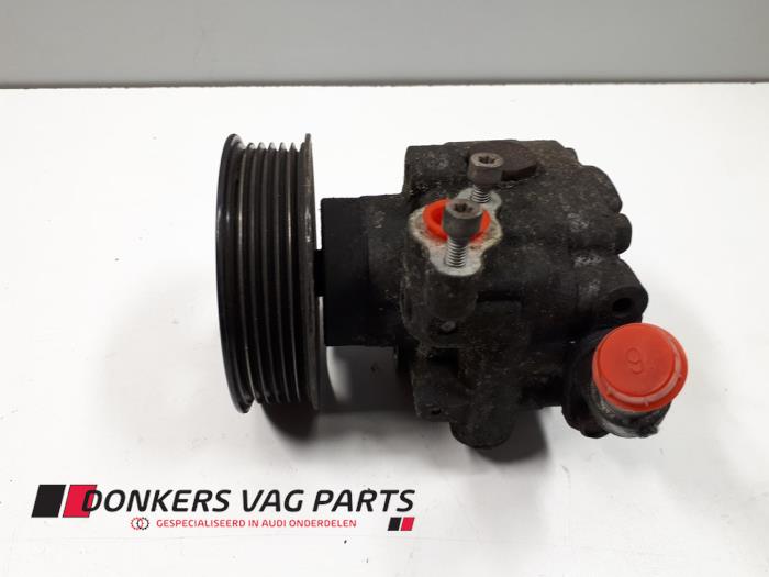 Usagé Pompe de direction Volkswagen Transporter T6 2.0 TDI 204 4Motion Prix € 100,00 Règlement à la marge proposé par Donkers VAG Parts