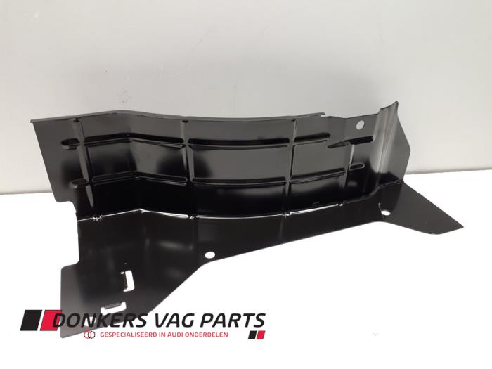 Begagnade Batterilock Audi SQ8 (4MN) 4.0 V8 32V TDI Mild Hybrid Quattro Pris € 10,00 Marginaltabell erbjuds av Donkers VAG Parts
